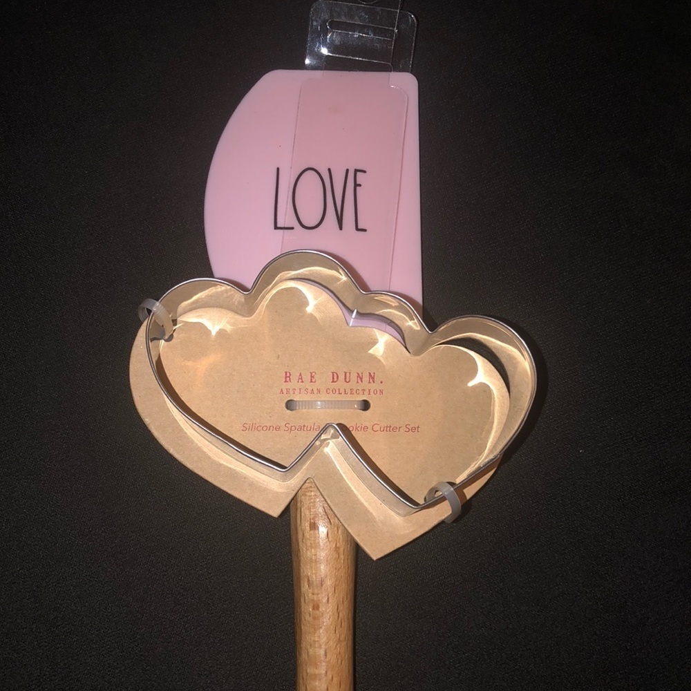 RAE DUNN LOVE  spatula/cookie cutter